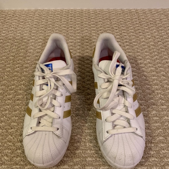 Adidas Superstar - Picture 2 of 5